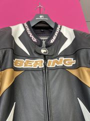 Bering δερμάτινη στολή