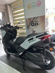 Yamaha XMAX 300 2026 TECH MAX MY25-thumb-6