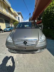 Mercedes-Benz 170 2004