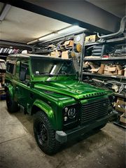 Land Rover Defender 2015 90 puma 2.2 euro 5