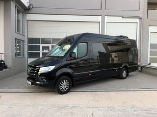 Mercedes-Benz 2025 Sprinter transfer