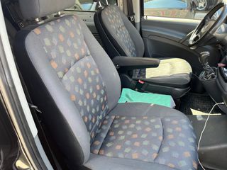 Mercedes-Benz Vito 2006 111CDI-thumb-14