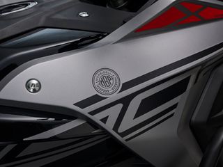 Morbidelli 2026 Τ1002VX με δώρο τριβάλιτσο αλουμινίου-thumb-17