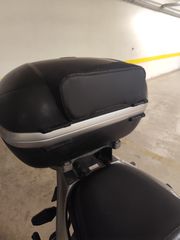 Honda Transalp 700 2009 on off-thumb-1