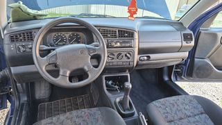Volkswagen Golf 1995 1900 TDi ΙΣΤΟΡΙΚΟ A/C 90 HP-thumb-6