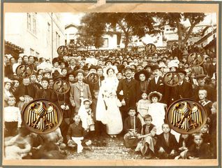 Γάμος στην πόλη της Καστοριάς το 25.5.1914 / Kastoria Castoria Καστορία (πιθανότατα φωτ. Παπάζογλου)
