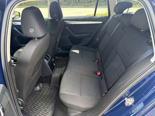 Skoda Octavia 2015 1600cc tdi-thumb-14