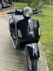 Piaggio Vespa GTS 250 2006 gts-thumb-1