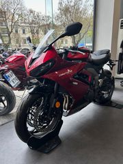 Triumph Daytona 2025 660