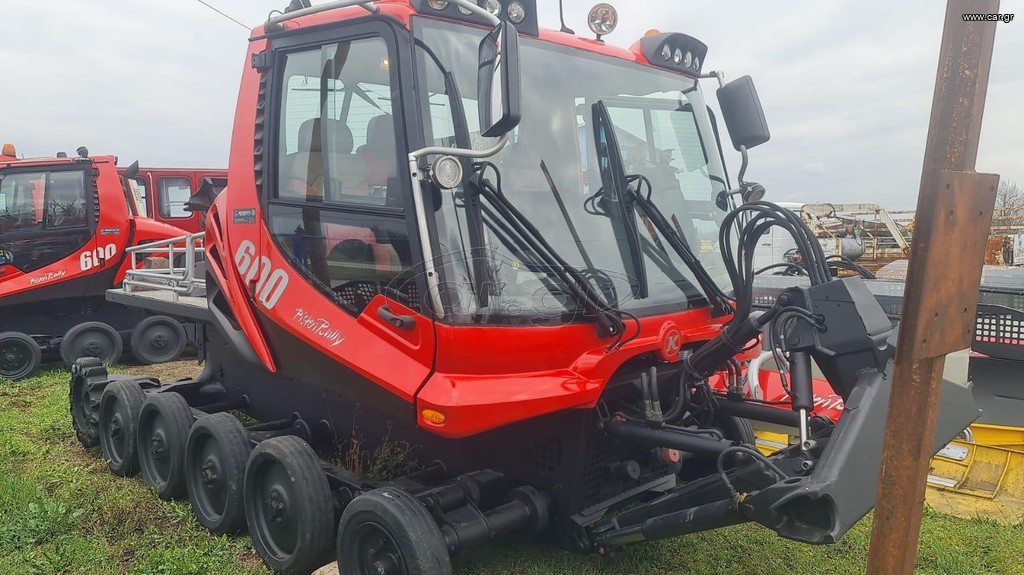 Ερπύστριες 2011 ΧΙΟΝΟΣΤΡΩΤΗΡΕΣ PistenBully 600