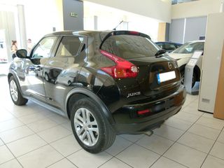 Nissan Juke 2011 TEKNA-thumb-4