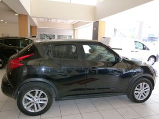 Nissan Juke 2011 TEKNA-thumb-7