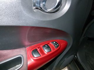Nissan Juke 2011 TEKNA-thumb-20