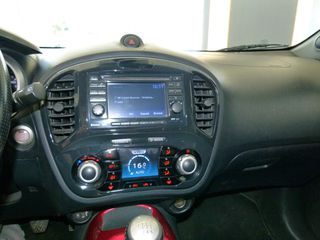 Nissan Juke 2011 TEKNA-thumb-25