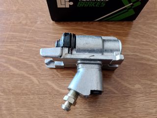 KYΛΙΝΔΡΑΚΙ ΤΡΟΧΩΝ  AΛΟΥΜΙΝΕΝΙΟ ***** TRIUMPH DOLOMITE -MORRIS MARINA MKI-II ****