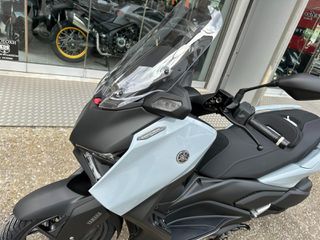 Yamaha XMAX 300 2026 TECH MAX !ΓΡΑΜΜΑΤΙΑ ΔΕΚΤΑ!-thumb-3