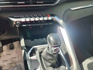 Peugeot 3008 2021 ALLURE-PLUS 1.2 Pure-Tech 130hp Face-Lift-thumb-50