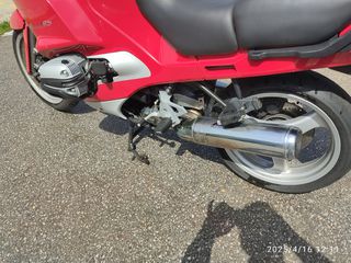 Bmw 2000-thumb-6