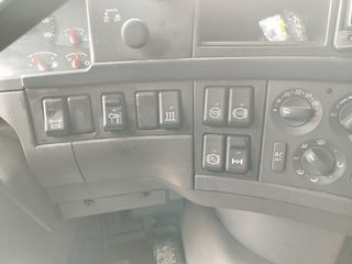 Volvo 2010 FH13 460-thumb-31