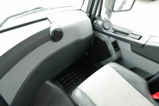 Μπετονιέρα Renault 2016 C 380 / 8X4 / ΜΙΚΤΗ ΜΠΕΡΟΜΙΚΤΗΣ / ΜΕΤΑΛΛΑΠΤΗΣ ΣΚΥΡΟΔΕΜΑΤΟΣ / LIEBHERR 9 M3 / EURO 6 / 2016-thumb-36