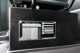 Μπετονιέρα Renault 2016 C 380 / 8X4 / ΜΙΚΤΗ ΜΠΕΡΟΜΙΚΤΗΣ / ΜΕΤΑΛΛΑΠΤΗΣ ΣΚΥΡΟΔΕΜΑΤΟΣ / LIEBHERR 9 M3 / EURO 6 / 2016-thumb-40