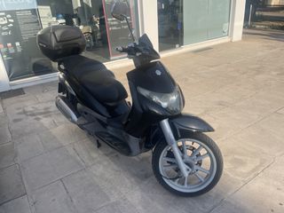 Piaggio Beverly 250 2004 M 28-thumb-3