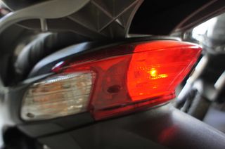 Honda SH 300 2016 HONDA SH 300-thumb-12