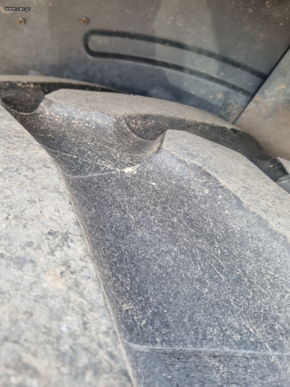PIRELLI 650/65R38