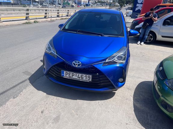 Toyota Yaris 2018 1.5 HYBRID STYLE