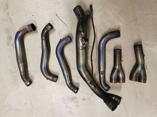 Ολόσωμη AKRAPOVIC R1 2008