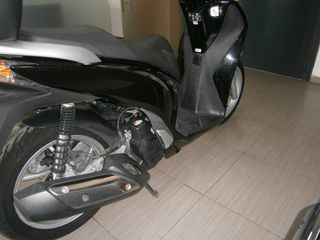 Honda SH 150i 2015-thumb-2