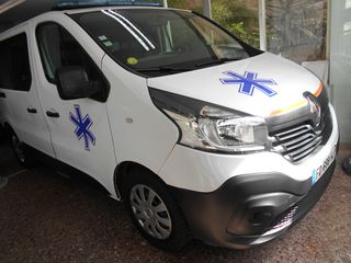 Ασθενοφόρο Renault 2019 TRAFIC-thumb-9