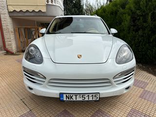 Porsche Cayenne 2012 3.0 GTS*SportPaket* PANORAMA-thumb-1