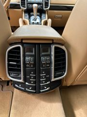 Porsche Cayenne 2012 3.0 GTS*SportPaket* PANORAMA-thumb-19