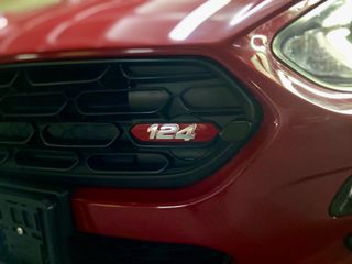 Fiat 124 Spider 2016 Limited Edition No120-thumb-42