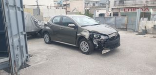 Toyota Yaris 2024 Ελληνικό - 1 χερι - 4800 χλμ -