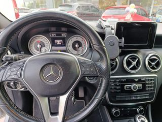 Mercedes-Benz A 180 2014-thumb-5