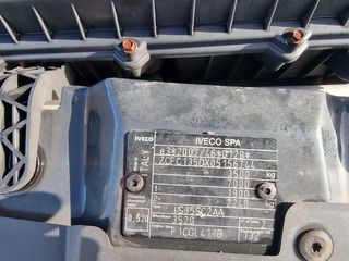 Κλούβα Iveco 2017 DAILY 35-180 L2H1 *Αυτόματο* 3θέσιο Clima-thumb-16