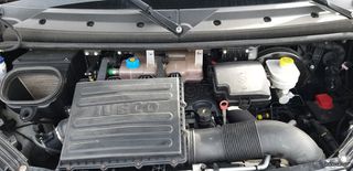 Κλούβα Iveco 2017 DAILY 35-180 L2H1 *Αυτόματο* 3θέσιο Clima-thumb-17