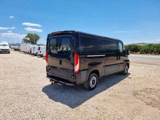 Κλούβα Iveco 2017 DAILY 35-180 L2H1 *Αυτόματο* 3θέσιο Clima-thumb-3