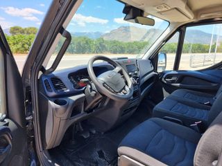 Κλούβα Iveco 2017 DAILY 35-180 L2H1 *Αυτόματο* 3θέσιο Clima-thumb-5