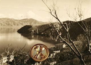 Βόρεια άποψη της πόλης Καστοριάς προς το Απόζαρι (Φωτ. Π. Παπάζογλου τέλη δεκ. 1920)