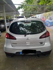 Mitsubishi Colt 2011 .-thumb-3