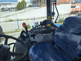 Τρακτέρ New Holland 2015 T7.185 TLS-thumb-6