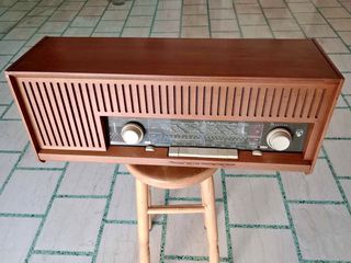 BLAUPUNKT RADIO STOCKHOLM-23350 του 1963--64 με UKW(FM)