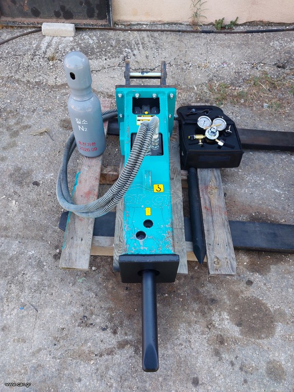 Σφυριά JCB 2023