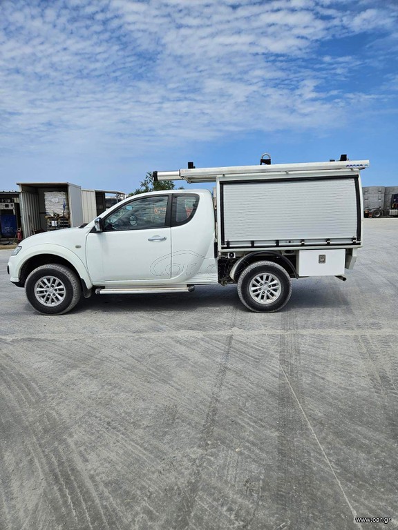 Mitsubishi L200 2014