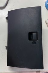 Ντουλαπάκι Nissan Sunny N14