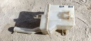 Δοχείο υαλοκαθαριστήρων Kia Rio Station 2000 2005