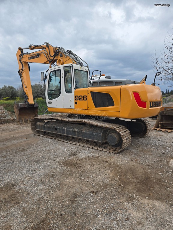 Εκσκαφέας Με Ερπύστριες Liebherr 2010 926